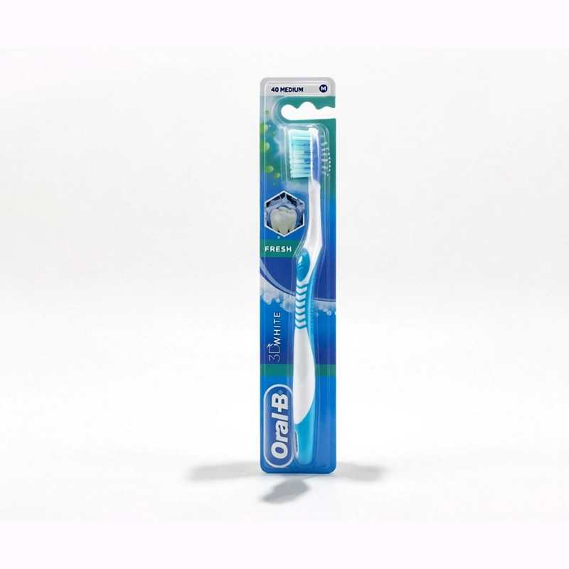 مسواک اورال بی Oral-B 3D White Fresh Medium | سفیدکننده دندان